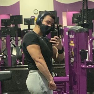 Meet your Posher, Chris